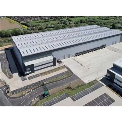 Metalltäckt carport